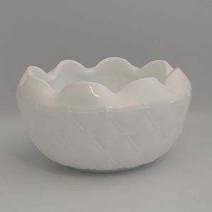 Vintage Indiana Glass White Milk Glass Rose Bowl Quilted Pattern Vase Dish 6"